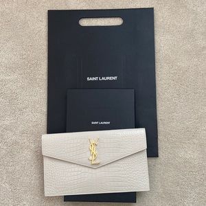 YSL Uptown Clutch in Crocodile - never used.